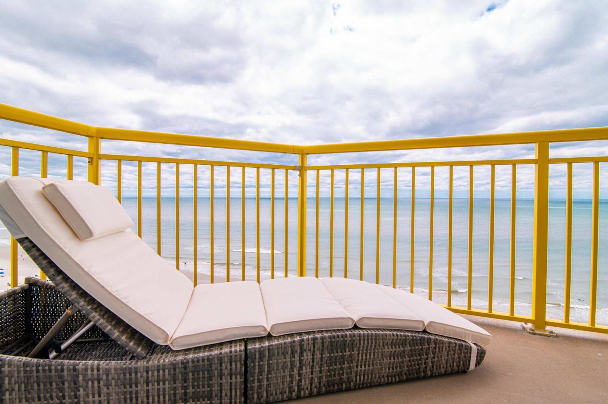 מירטל ביץ' Bay Watch Resort Luxe Oceanfront End Unit מראה חיצוני תמונה
